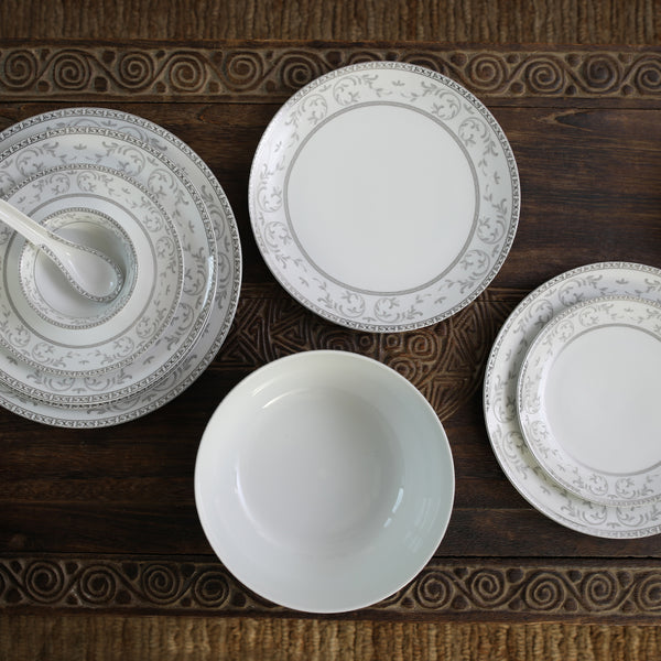 12206 - 18 PC. DINNER SET