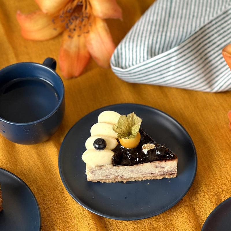 MATT NAVY - 17 PC. TEA SET